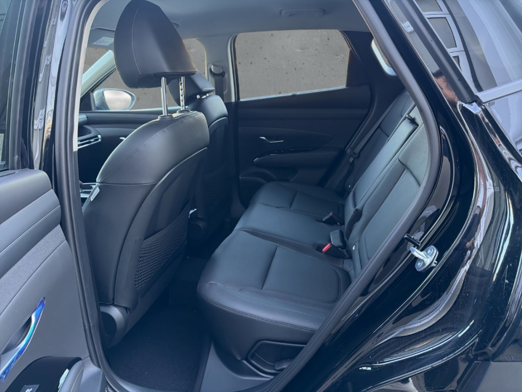 Fahrzeugabbildung Hyundai TUCSON FL MY26 1.6 T-GDi 7-DCT 2WD Prime HUD Navi Leder Digitales Cockpit Soundsystem Klimasitze