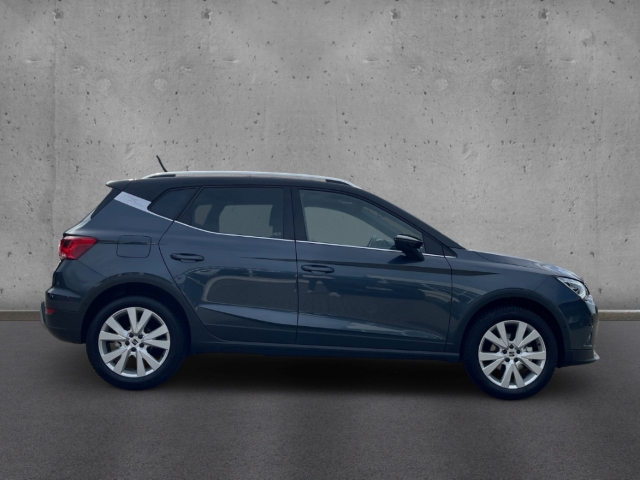 Fahrzeugabbildung SEAT Arona 1.0 TSI DSG XPERIENCE FullLED Navi ACC Kam