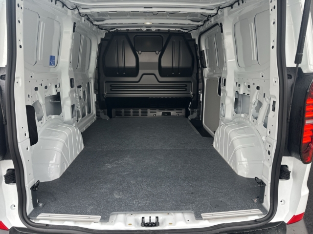 Fahrzeugabbildung Volkswagen Transporter T7 2.0 TDI 110 kW KR Kasten Radst. 3100 mm
