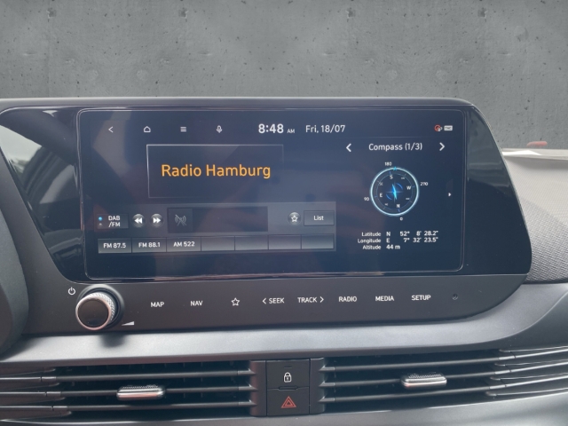 Fahrzeugabbildung Hyundai i20 1.0 T-GDI MT Trend Navi Digitales Cockpit Apple CarPlay Android Auto Fahrerprofil