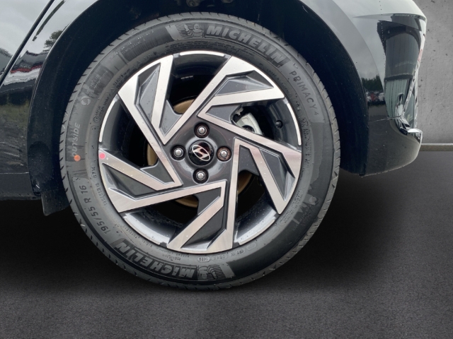 Fahrzeugabbildung Hyundai i20 1.0 T-GDI MT Trend Navi Digitales Cockpit Apple CarPlay Android Auto Fahrerprofil