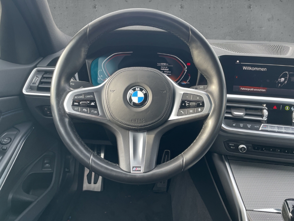 Fahrzeugabbildung BMW 318 TOURING M-SPORT VIRT ACC SHZ LEDER LED
