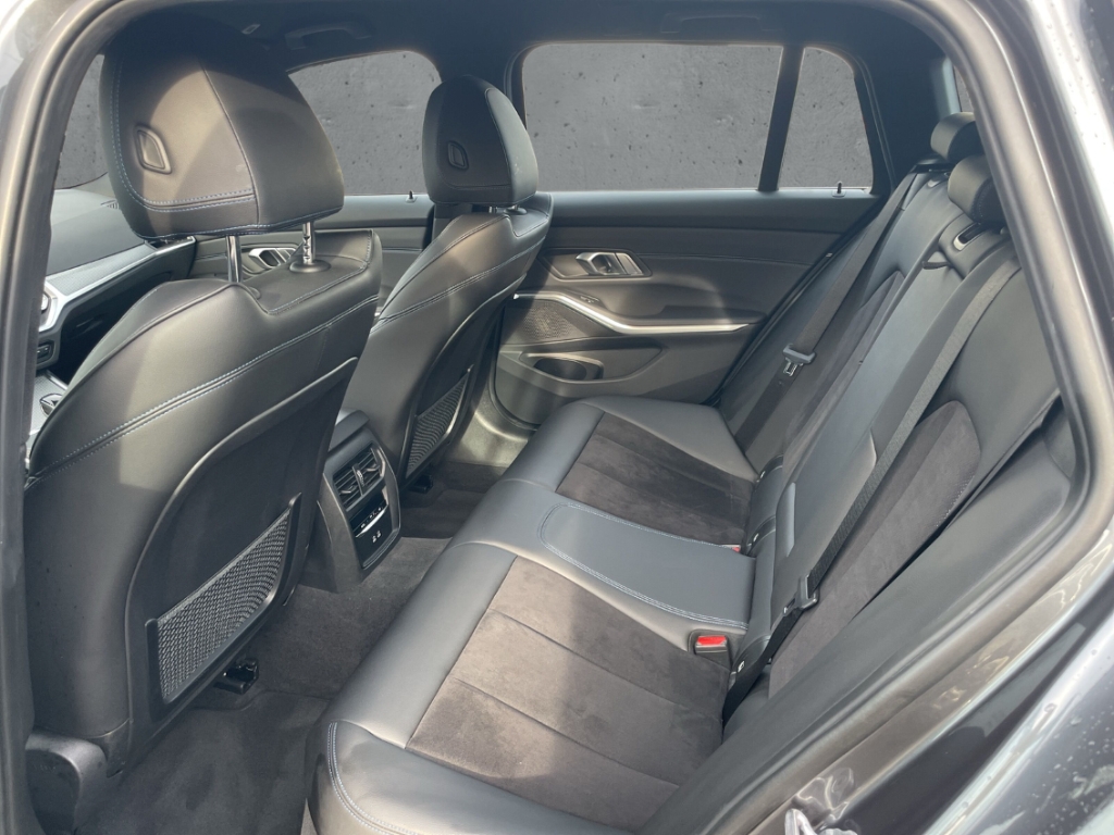 Fahrzeugabbildung BMW 318 TOURING M-SPORT VIRT ACC SHZ LEDER LED