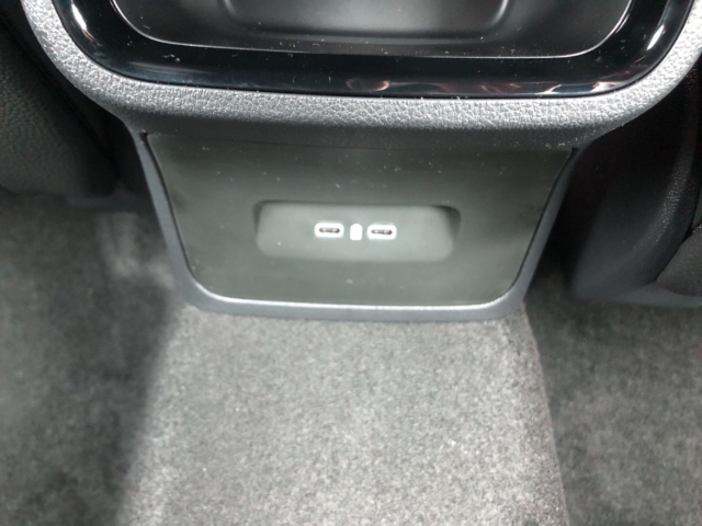 Fahrzeugabbildung SKODA Octavia Combi 2.0 TDI DSG Sportline AHK SHZ PDC