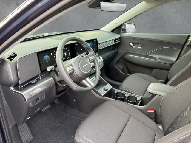 Fahrzeugabbildung Hyundai KONA EV MJ26 SX2 Select 65kWh Navi LED ACC Apple CarPlay Android Auto Mehrzonenklima