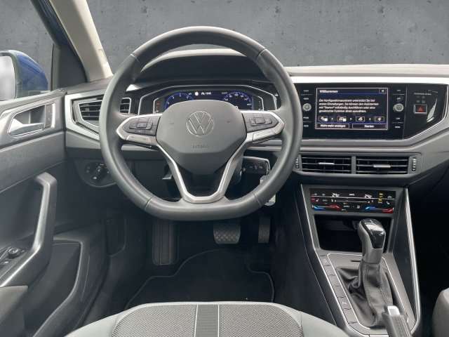 Fahrzeugabbildung Volkswagen Polo 1.0 TSI DSG Style IQ.LIGHT Navi ACC SHZ PDC
