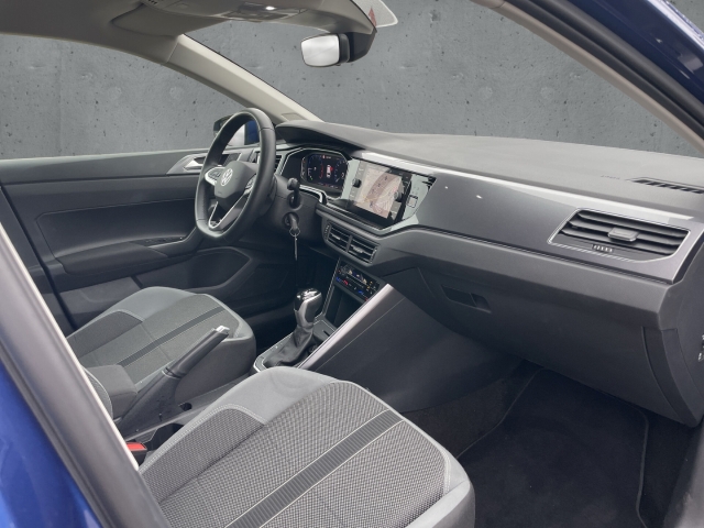 Fahrzeugabbildung Volkswagen Polo 1.0 TSI DSG Style IQ.LIGHT Navi ACC SHZ PDC