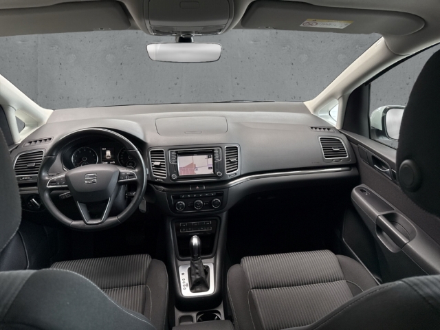 Fahrzeugabbildung SEAT Alhambra 1.4 TSI DSG Style AHK BiXen Navi Kamera