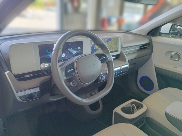 Fahrzeugabbildung Hyundai IONIQ 5 77,4kWh 2WD MY24 TECHNIQ Sitz-P Pano 20LM Assist-P el. Heckklappe