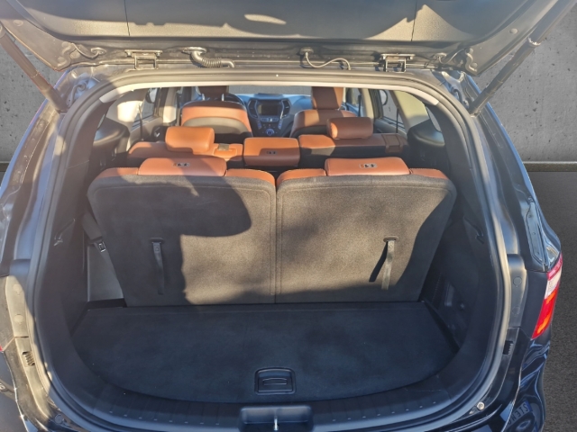 Fahrzeugabbildung Hyundai Grand Santa Fe 2.2 CRDi 4WD Premium 7-Sitz LED e.Sitz AHK RKam el. HKL