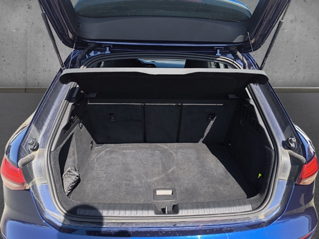 Fahrzeugabbildung Audi A3 SB 40TFSI quattro S-Line AHK LED Navi RKam GRA SHZ PDCvh