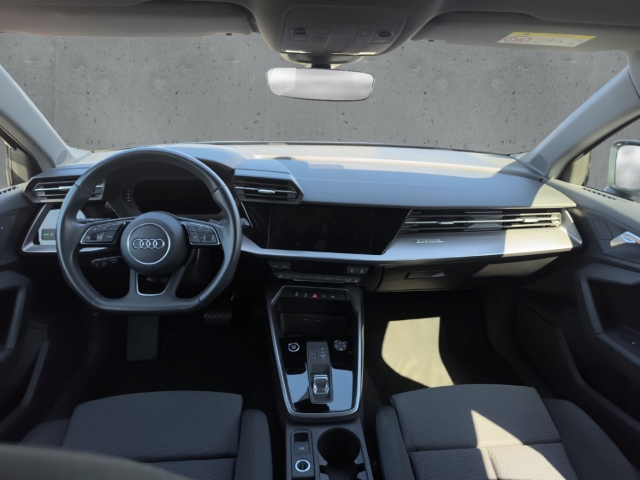 Fahrzeugabbildung Audi A3 SB 40TFSI quattro S-Line AHK LED Navi RKam GRA SHZ PDCvh