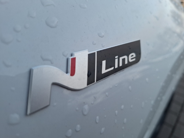 Fahrzeugabbildung Hyundai TUCSON FL MY26 1.6 HEV AT 2WD N-Line Navi Digitales Cockpit LED ACC