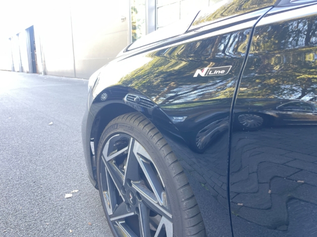 Fahrzeugabbildung Hyundai i30 FL Kombi 1.5 T-GDI DCT N-LINE Navi digitales Cockpit Sportpaket LED Apple CarPlay