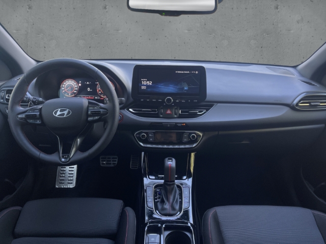 Fahrzeugabbildung Hyundai i30 FL Kombi 1.5 T-GDI DCT N-LINE Navi digitales Cockpit Sportpaket LED Apple CarPlay