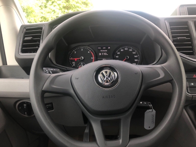 Fahrzeugabbildung Volkswagen Crafter 35 Kasten 2.0TDI MR HD EcoProfi AHK Navi