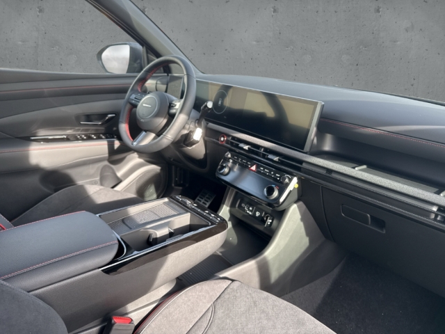 Fahrzeugabbildung Hyundai TUCSON FL MY26 1.6 HEV AT 2WD N-Line Navi Digitales Cockpit LED ACC