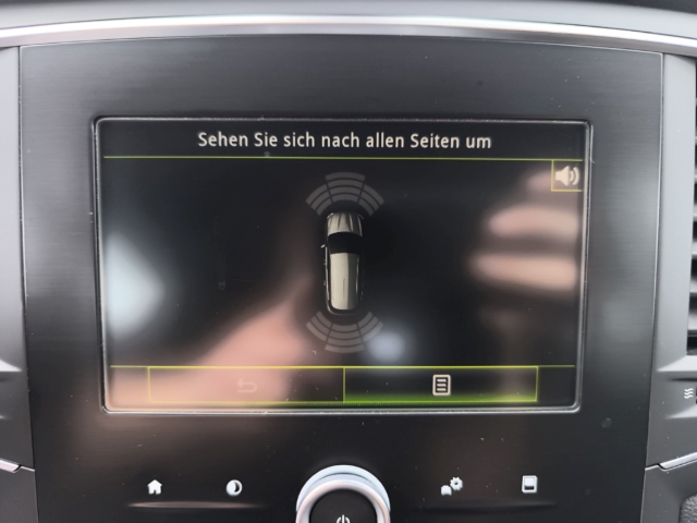 Fahrzeugabbildung Renault Megane IV Grandtour 1.2 TCe 130 Navi PDC BT Klimaauto