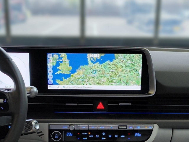 Fahrzeugabbildung Hyundai IONIQ 6 77,4kWh 4WD UNIQ 20LM HUD Navi Digitales Cockpit Memory Sitze Soundsystem