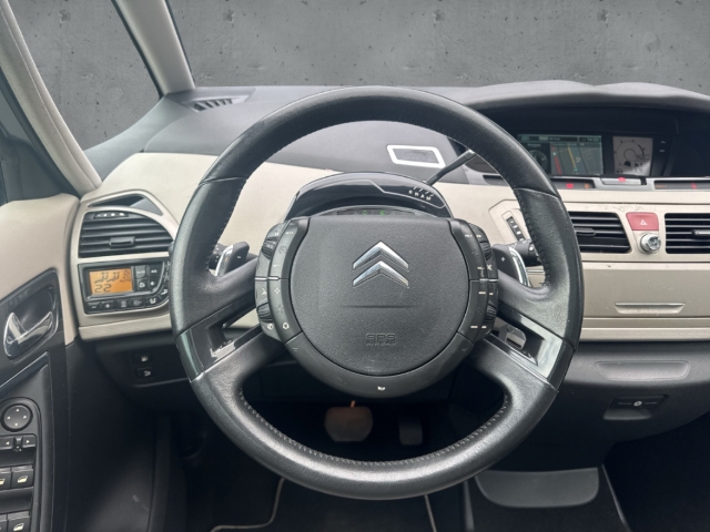 Fahrzeugabbildung Citroen Grand C4 Picasso 1.6 HDI Exclusive 7Sitze Gewerbe Xenon Navi Pano