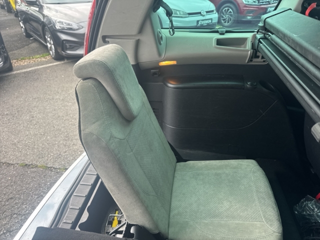 Fahrzeugabbildung Citroen Grand C4 Picasso 1.6 HDI Exclusive 7Sitze Gewerbe Xenon Navi Pano