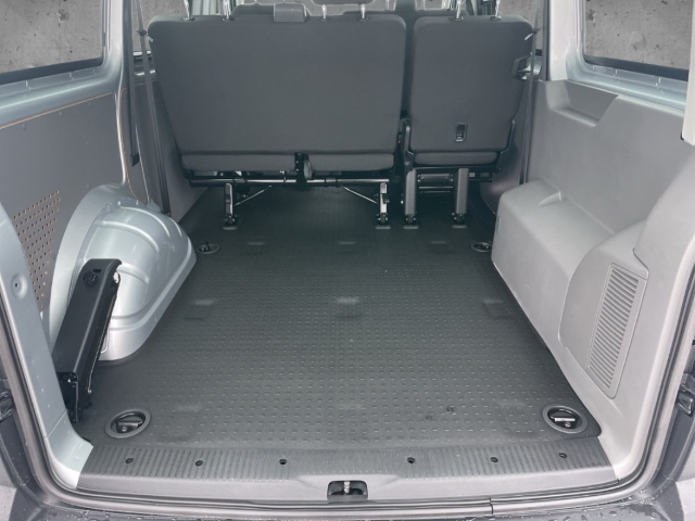 Fahrzeugabbildung Volkswagen Transporter 6.1 TDI BlueMotion Temp PDCv+h Klima