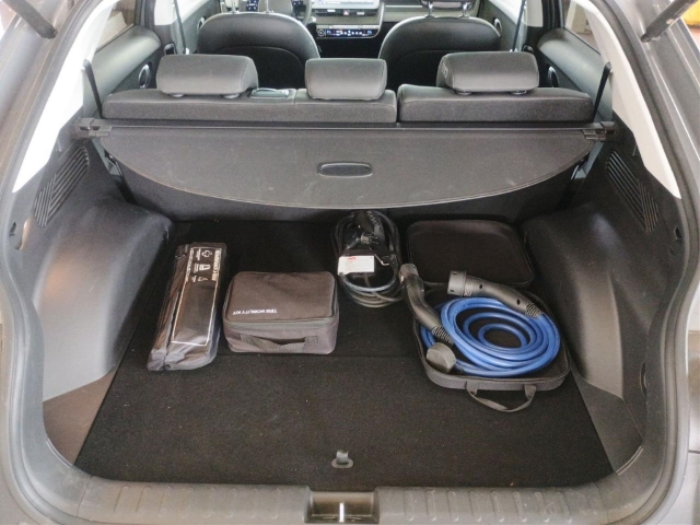 Fahrzeugabbildung Hyundai IONIQ 5 77,4kWh 2WD Assist-P Pano el.Heckklappe Navi Digitales Cockpit LED