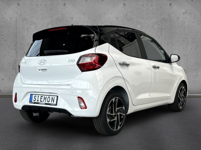 Fahrzeugabbildung Hyundai i10 FL MY25 1.2 Prime Smart Key Dachlackierung Apple CarPlay Android Auto DAB SHZ LenkradHZG