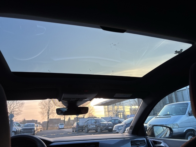 Fahrzeugabbildung Volkswagen Polo GTI 2.0 TSI IQ.LIGHT Pano RearView ACC SHZ