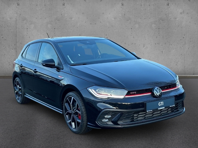 Fahrzeugabbildung Volkswagen Polo GTI 2.0 TSI IQ.LIGHT Pano RearView ACC SHZ