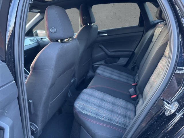 Fahrzeugabbildung Volkswagen Polo GTI 2.0 TSI IQ.LIGHT Pano RearView ACC SHZ