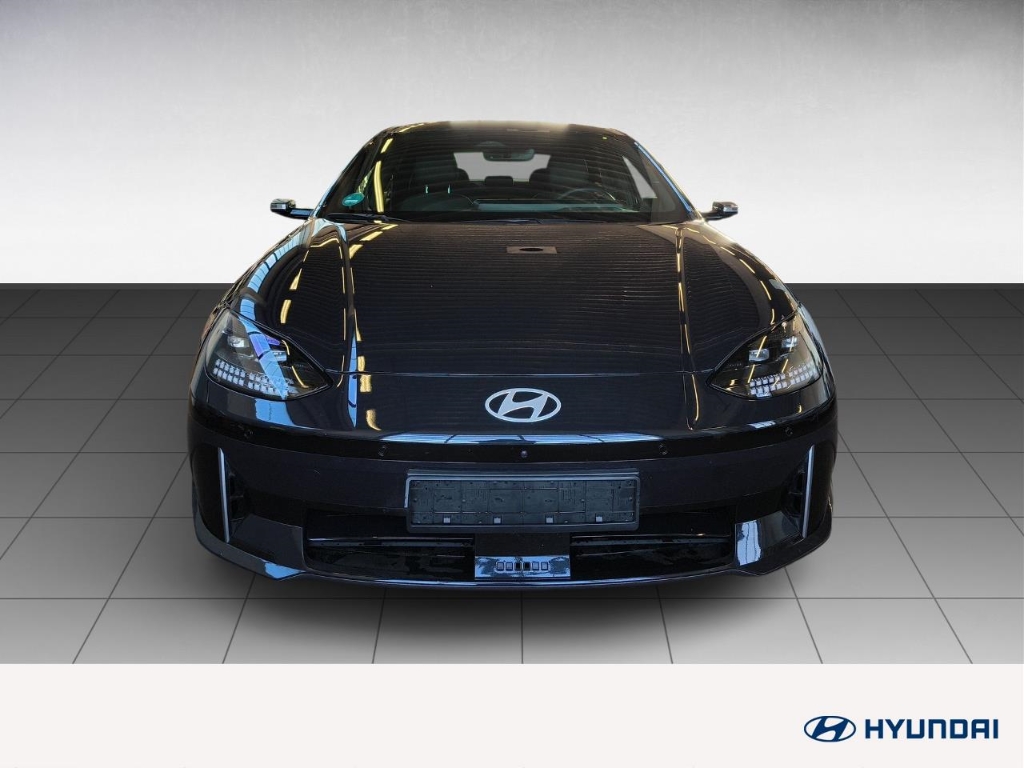 Fahrzeugabbildung Hyundai IONIQ 6 77,4kWh 2WD UNIQ Digi-Spiegel 20LM Schiebedach HUD Navi Digitales Cockpit