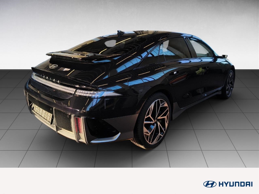 Fahrzeugabbildung Hyundai IONIQ 6 77,4kWh 2WD UNIQ Digi-Spiegel 20LM Schiebedach HUD Navi Digitales Cockpit