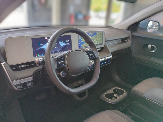 Fahrzeugabbildung Hyundai IONIQ 5 77,4kWh 2WD MY24 TECHNIQ Assist-P Bose 20LM el.Heckklappe Navi Digitales Cockpit