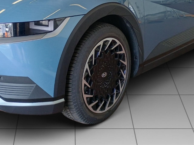 Fahrzeugabbildung Hyundai IONIQ 5 77,4kWh 2WD MY24 TECHNIQ Assist-P Bose 20LM el.Heckklappe Navi Digitales Cockpit