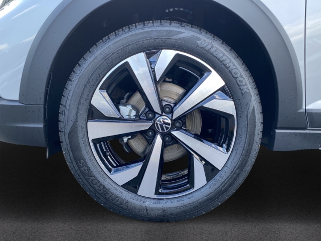 Fahrzeugabbildung Volkswagen Taigo 1.0 TSI Style IQ.LIGHT AHK Kamera ACC PDS