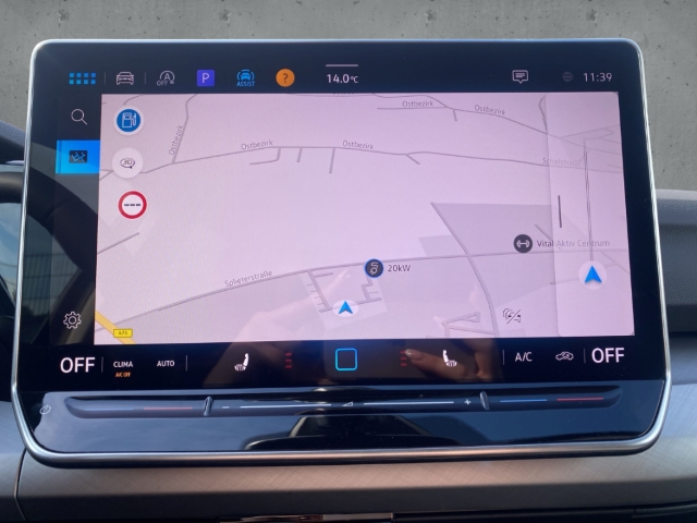 Fahrzeugabbildung Volkswagen Golf 1.5 TSI LED Navi SHZ ACC PDC