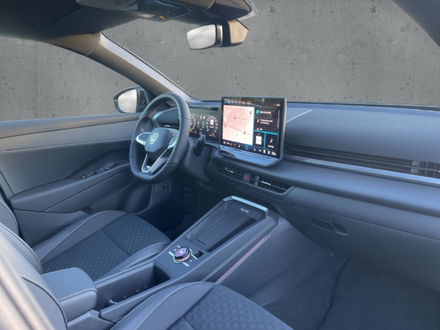 Fahrzeugabbildung Volkswagen T-Roc 1.5 eTSI R-Line IQ.LIGHT Navi AHK ACC SHZ