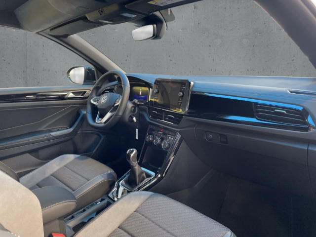 Fahrzeugabbildung Volkswagen T-Roc Cabriolet 1.5 TSI R-Line Kamera SHZ LED