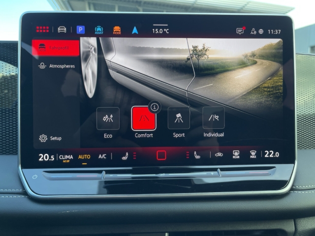 Fahrzeugabbildung Volkswagen Tiguan 1.5 eTSI DSG Goal AHK IQ.LIGHT Navi 360°K