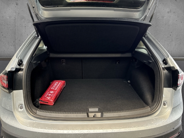 Fahrzeugabbildung Volkswagen Taigo 1.0 TSI DSG Style IQ.LIGHT Kamera ACC PDS