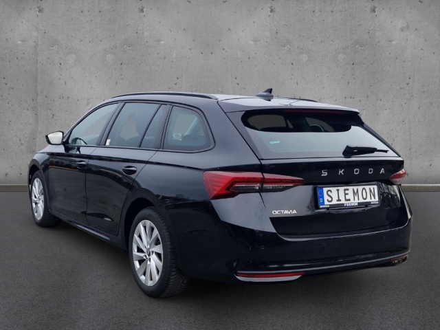 Fahrzeugabbildung SKODA Octavia Combi TDI DSG Selection AHK MatrLED 360°