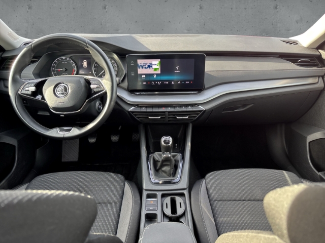 Fahrzeugabbildung SKODA Octavia Combi Ambition 2.0 TDI LED Sperrdiff. Apple CarPlay Android Auto