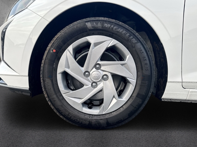 Fahrzeugabbildung Hyundai i20 FL MY26 1.0 T-GDI DCT Trend Navi Digitales Cockpit LED Apple CarPlay Android Auto