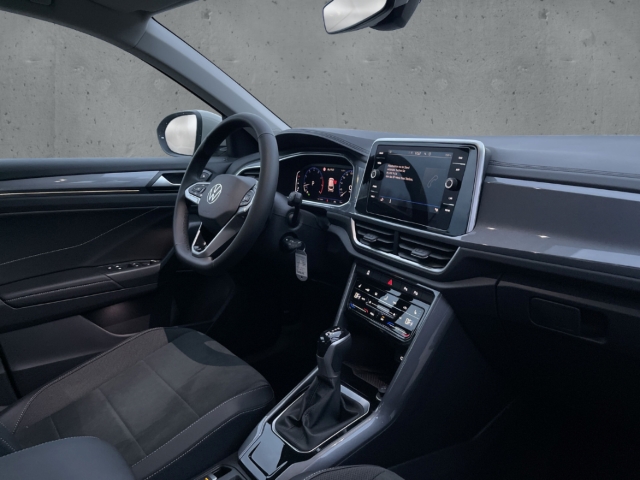 Fahrzeugabbildung Volkswagen T-Roc 1.5 TSI DSG Style LED+ ACC SHZ PDC AppConn