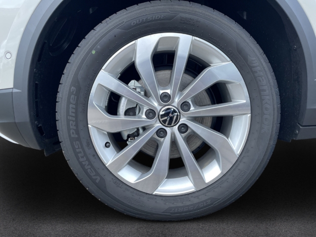 Fahrzeugabbildung Volkswagen T-Roc 1.5 TSI DSG Style LED+ ACC SHZ PDC AppConn