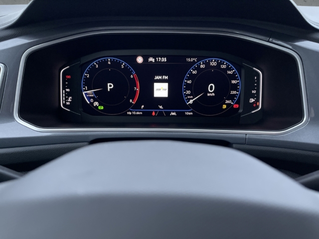 Fahrzeugabbildung Volkswagen T-Roc 1.5 TSI DSG Style LED+ ACC SHZ PDC AppConn