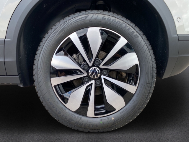 Fahrzeugabbildung Volkswagen T-Roc EU6e 1.5 TSI DSG Goal LED AHK GJR Kamera