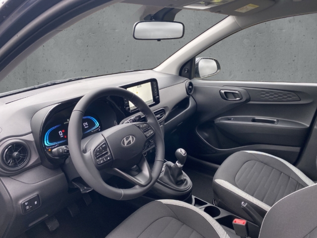Fahrzeugabbildung Hyundai i10 FL MY25 1.0 GDi SELECT Navi RKam BT DAB CarPlay DigiCockpit