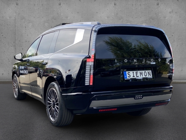 Fahrzeugabbildung Hyundai IONIQ 9 110kWh 4WD UNIQ Panorama Relax 6-Sitze HUD El. Panodach Navi Leder Digitales Cockpit